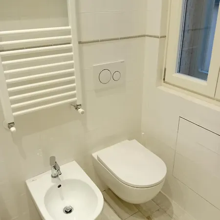 Apartament Attico 101 *